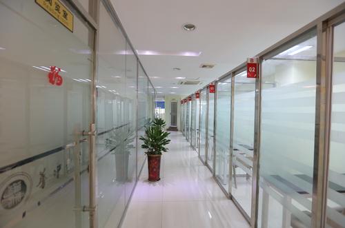 石狮市博华中兴教育信息咨询服务 专业信息咨询，助力教育决策
